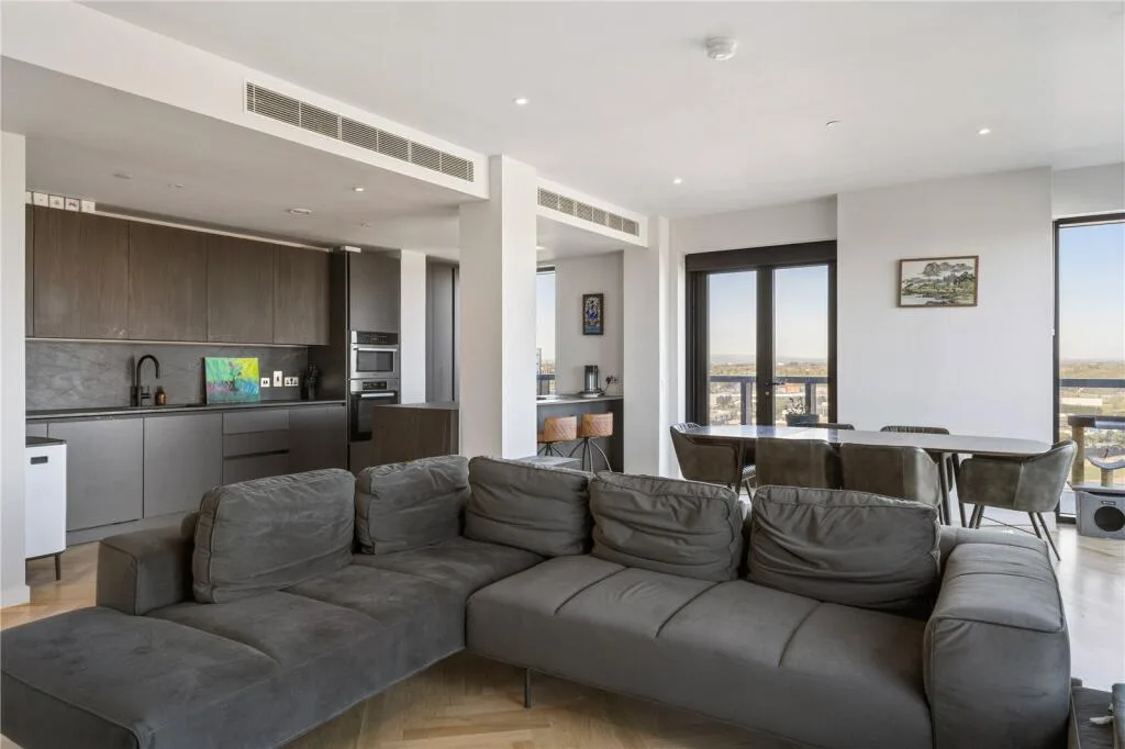 3 bedroom penthouse for rent
