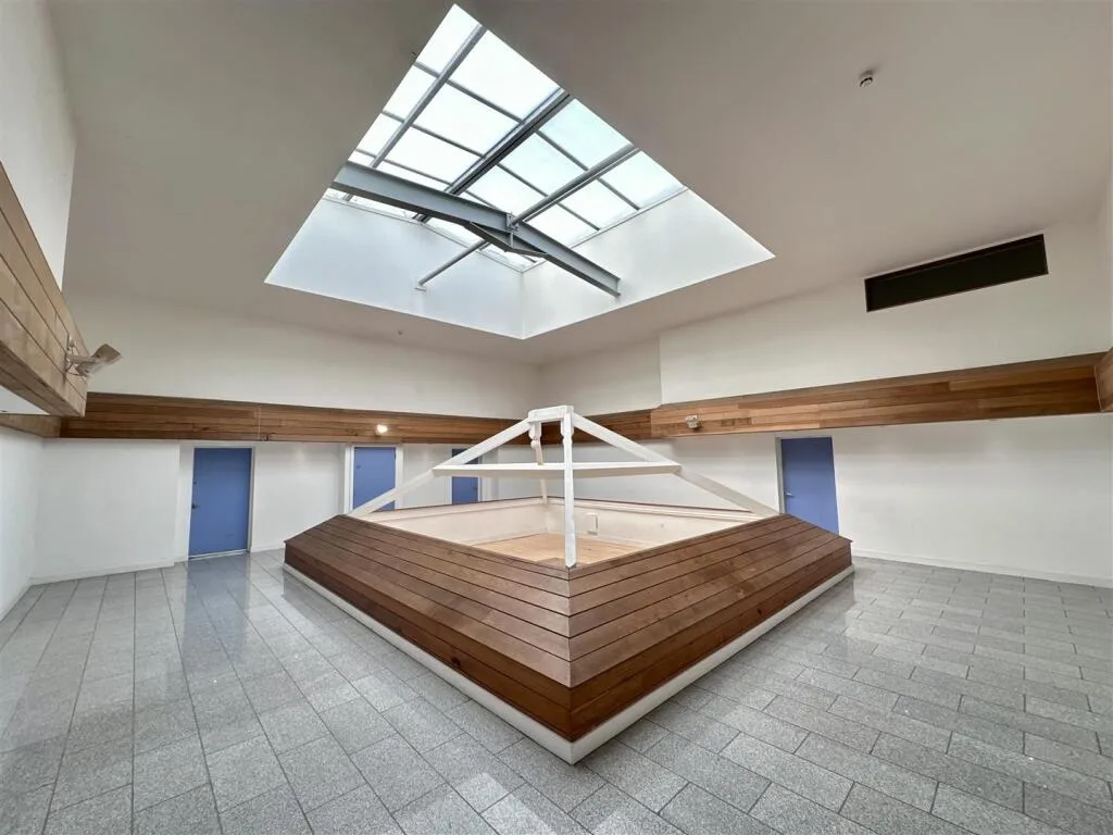 2 bedroom duplex for rent
