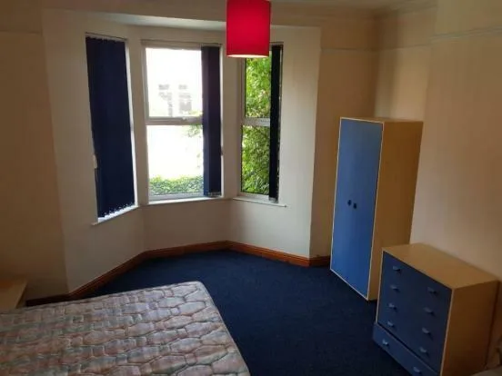 2 bedroom ground floor flat for rent