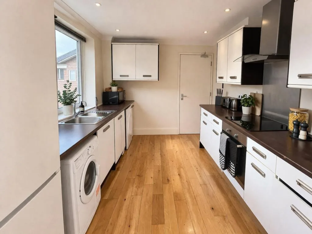 6 bedroom house for rent