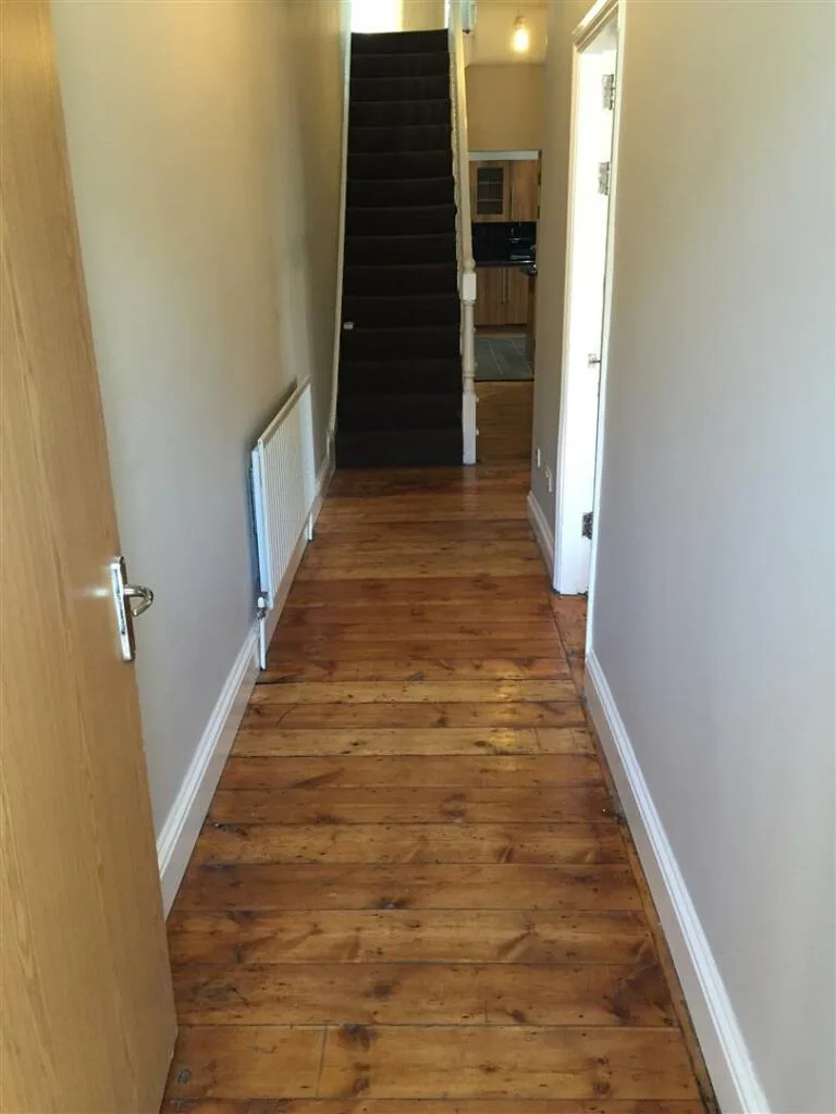 6 bedroom terraced house for rent