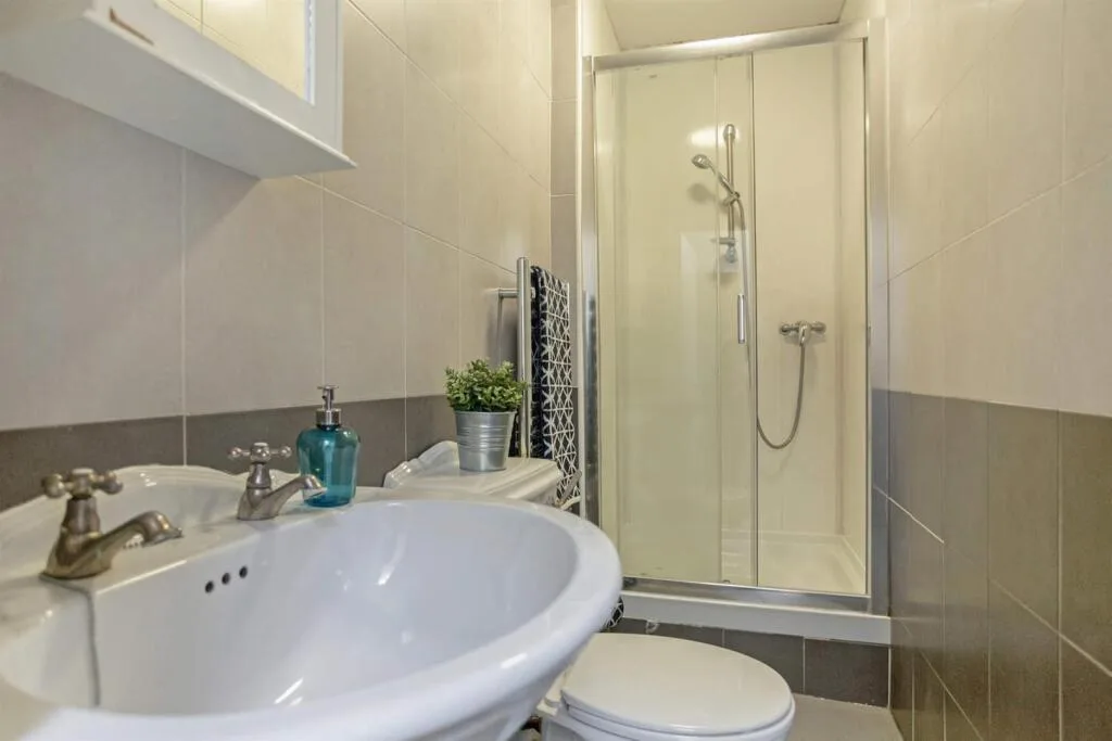 4 bedroom flat for rent