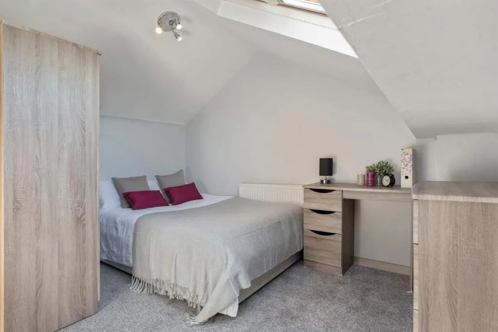 4 bedroom flat for rent