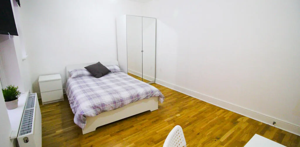 3 bedroom flat for rent