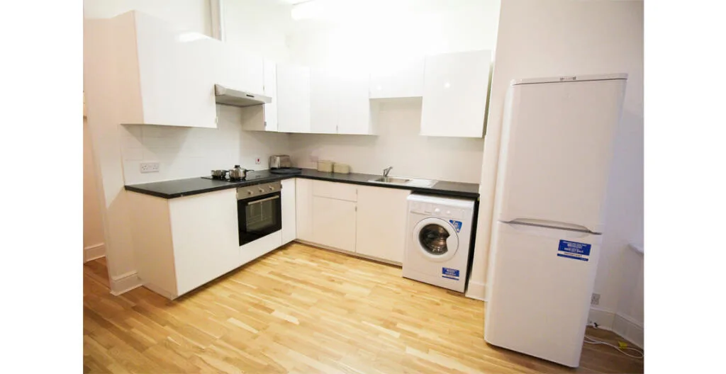 3 bedroom flat for rent