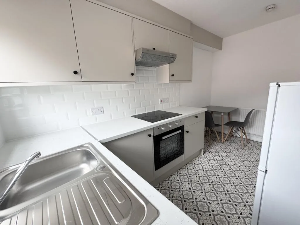 2 bedroom flat for rent