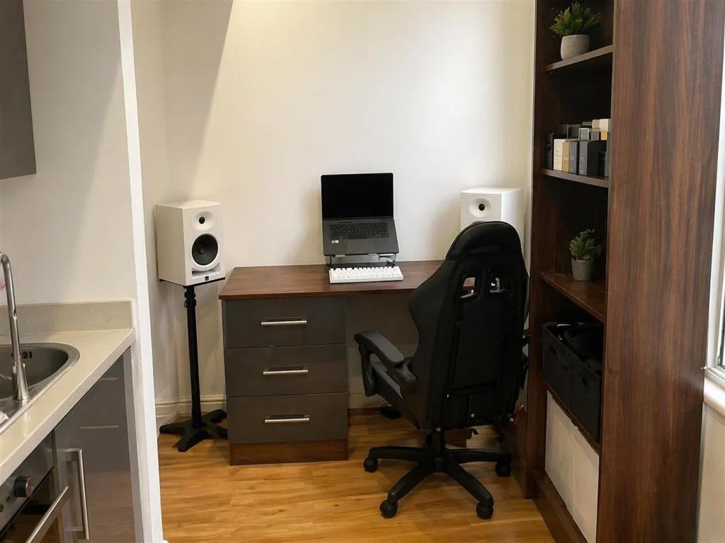 Studio apartment for rent
