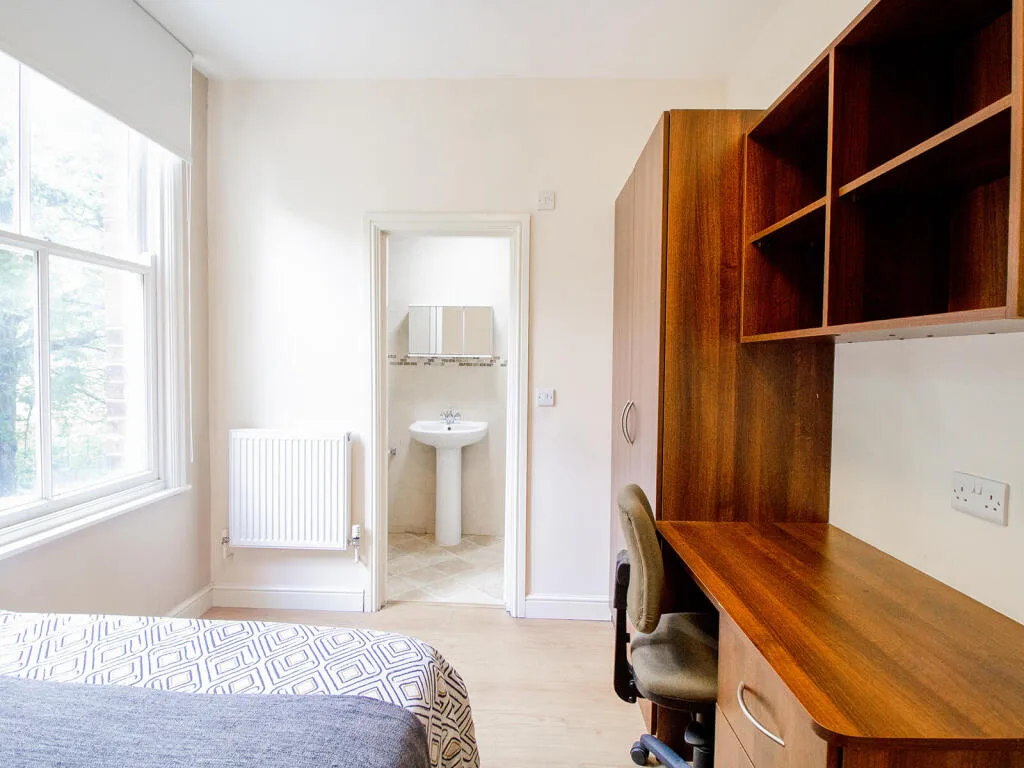 Flat share for rent
