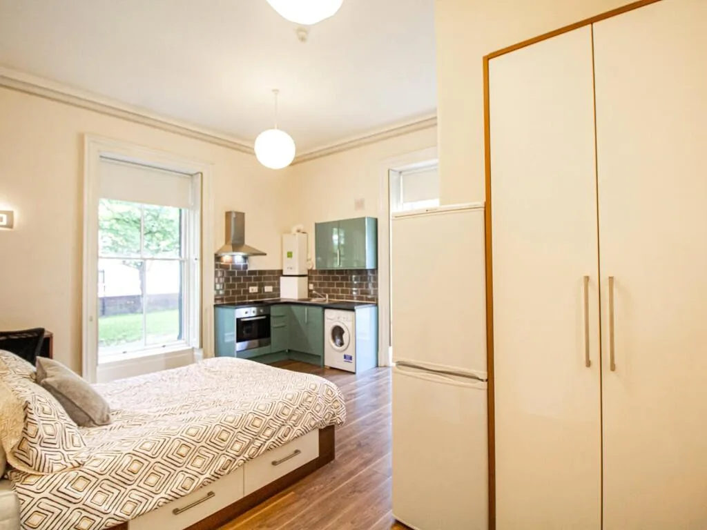 Studio apartment for rent