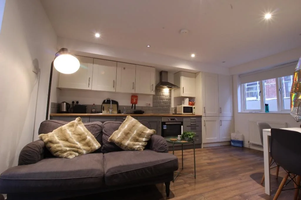 2 bedroom detached house for rent