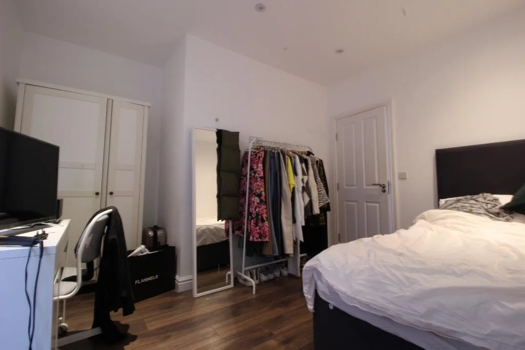 2 bedroom detached house for rent