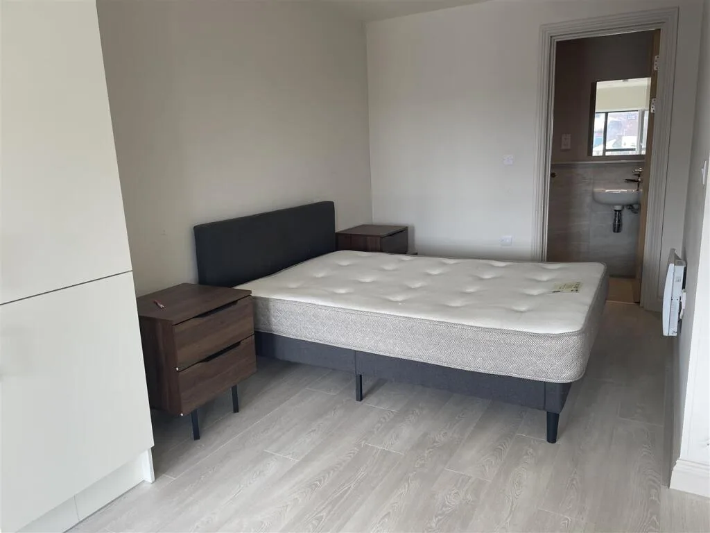 Studio apartment for rent