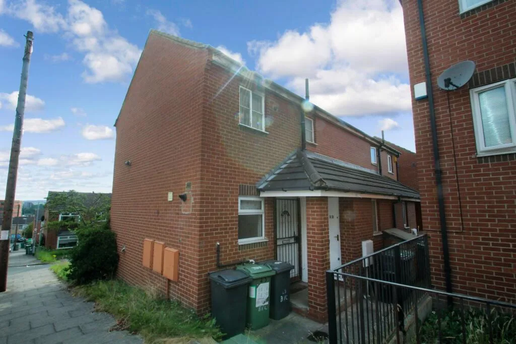 1 bedroom house for rent