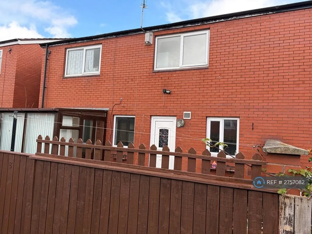 2 bedroom semi-detached house for rent