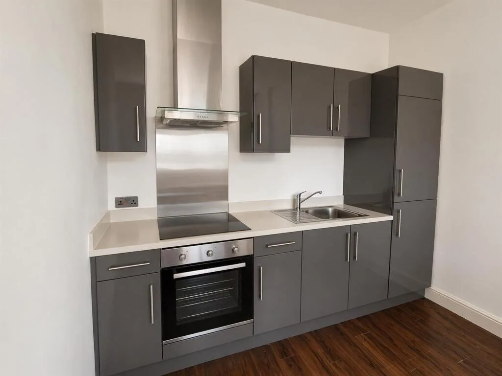 2 bedroom house for rent