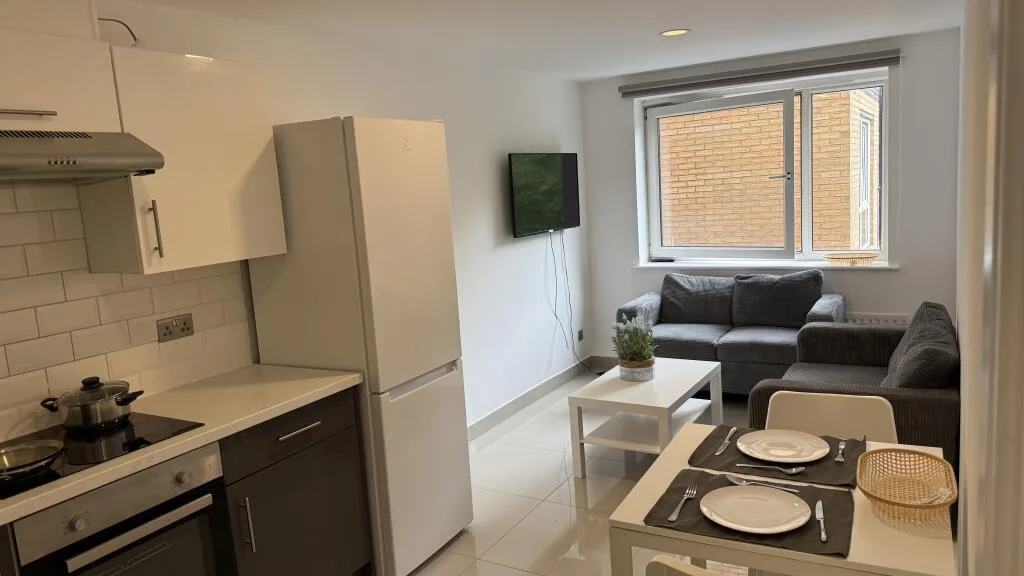 2 bedroom flat for rent