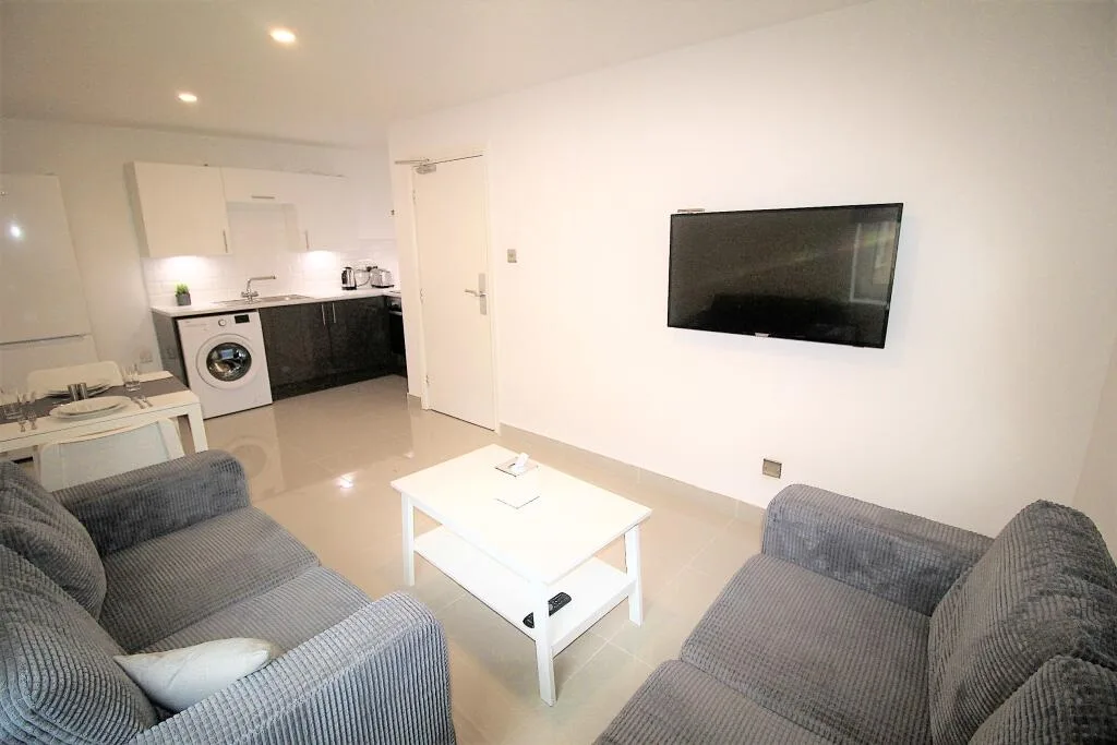2 bedroom flat for rent