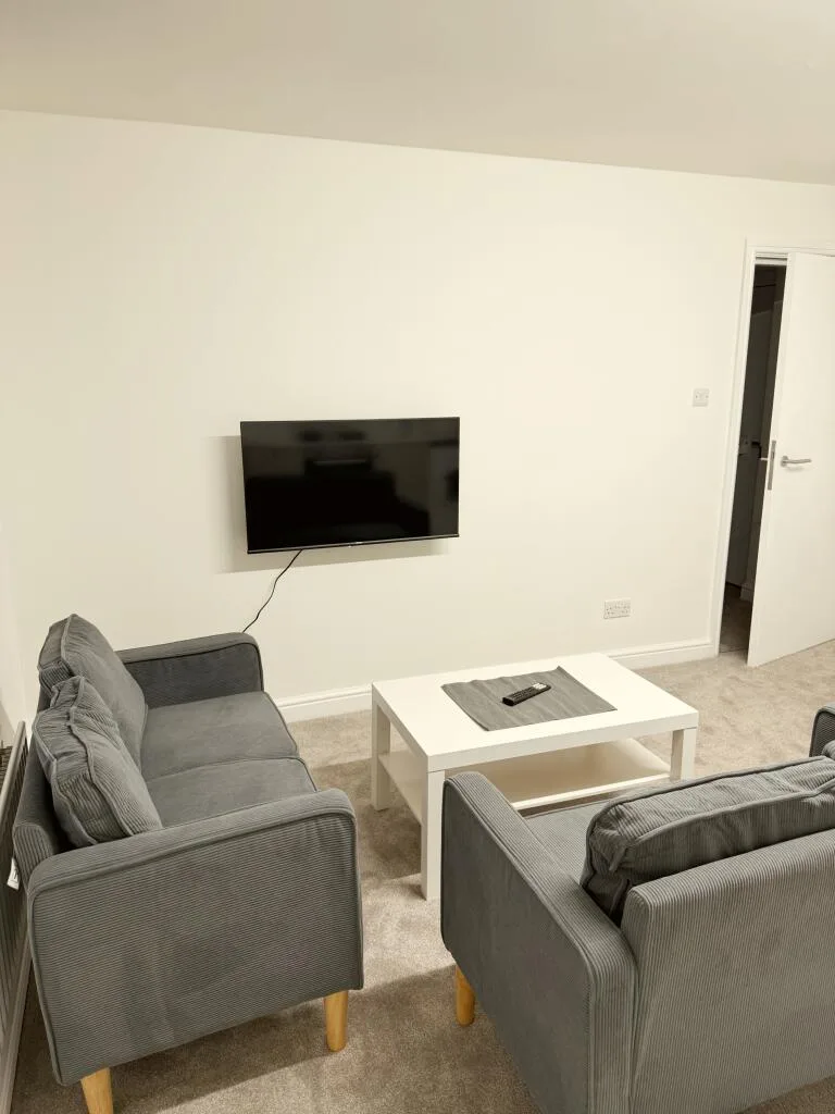 3 bedroom flat for rent