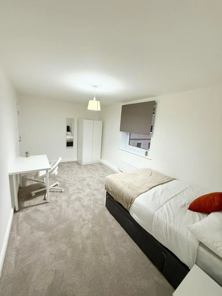 3 bedroom flat for rent