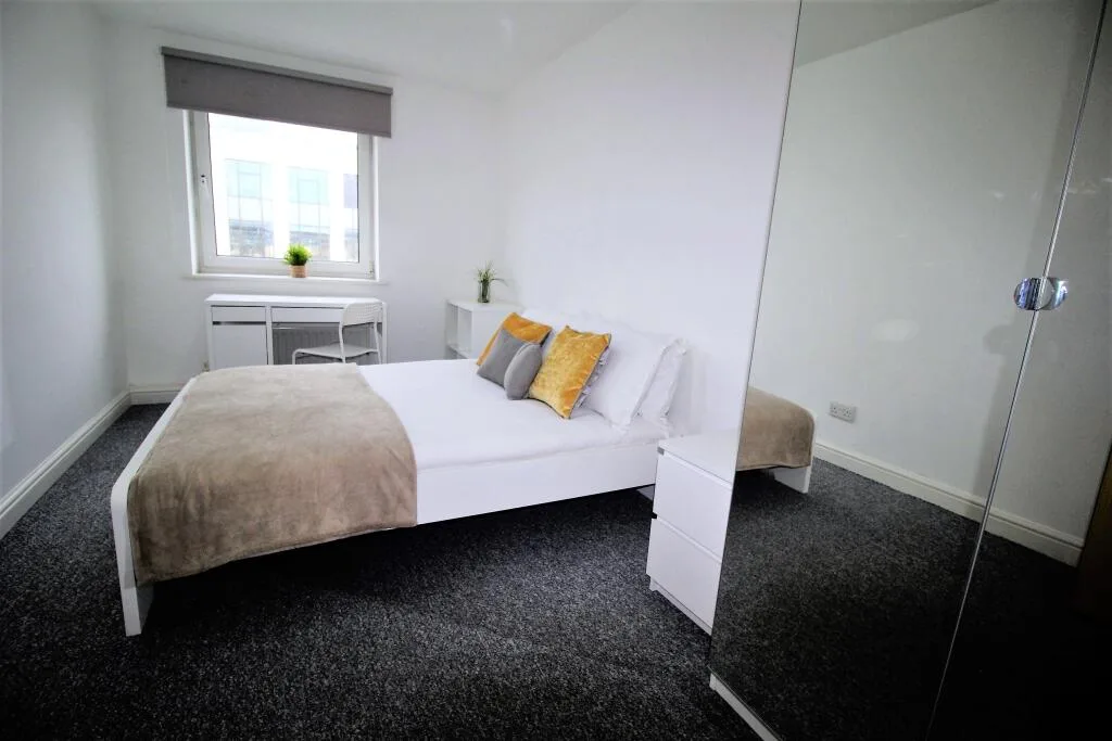3 bedroom flat for rent