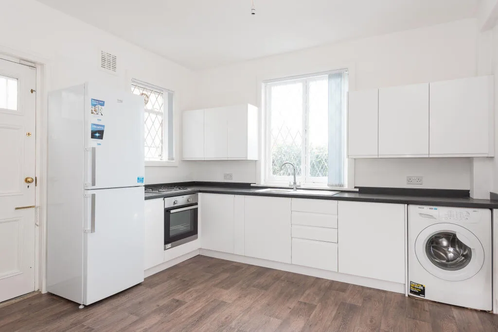 5 bedroom house for rent