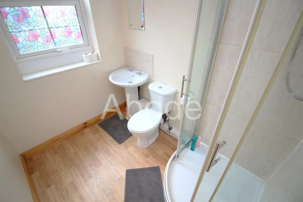 9 bedroom house for rent