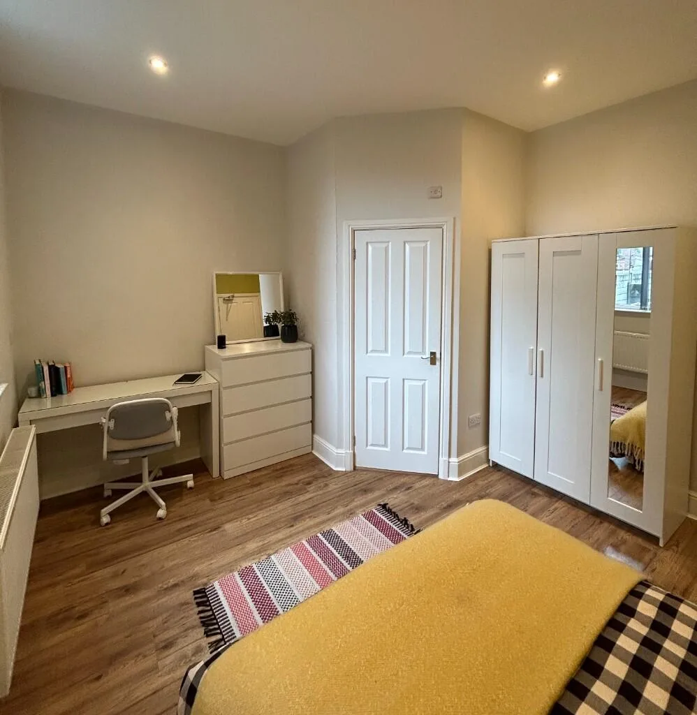 1 bedroom house share for rent