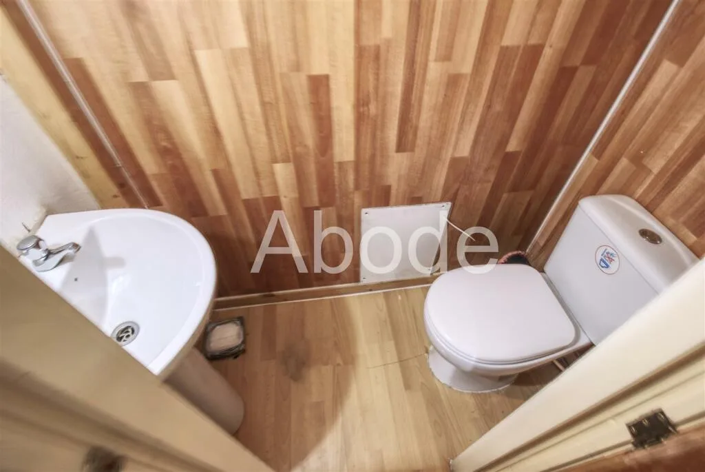 9 bedroom house for rent