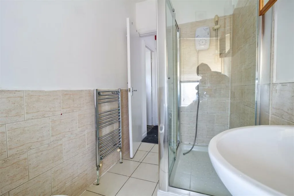 10 bedroom house for rent