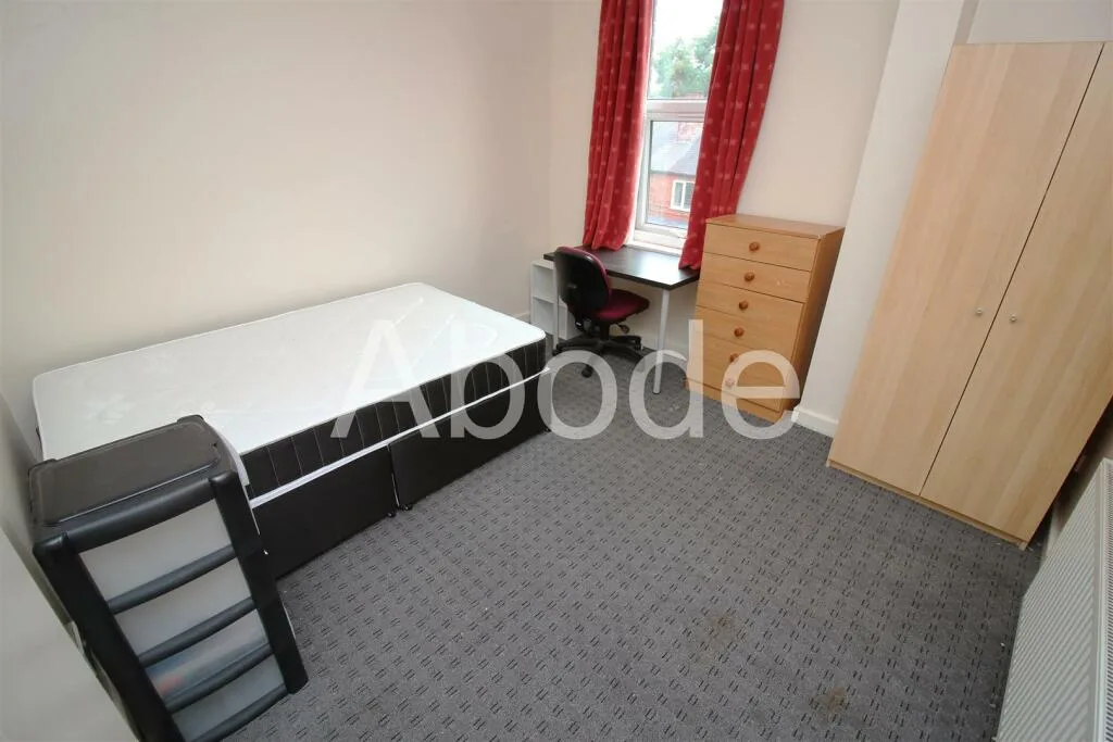 9 bedroom house for rent