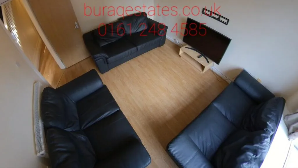 7 bedroom detached house for rent