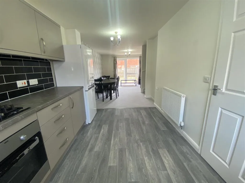 2 bedroom terraced house for rent