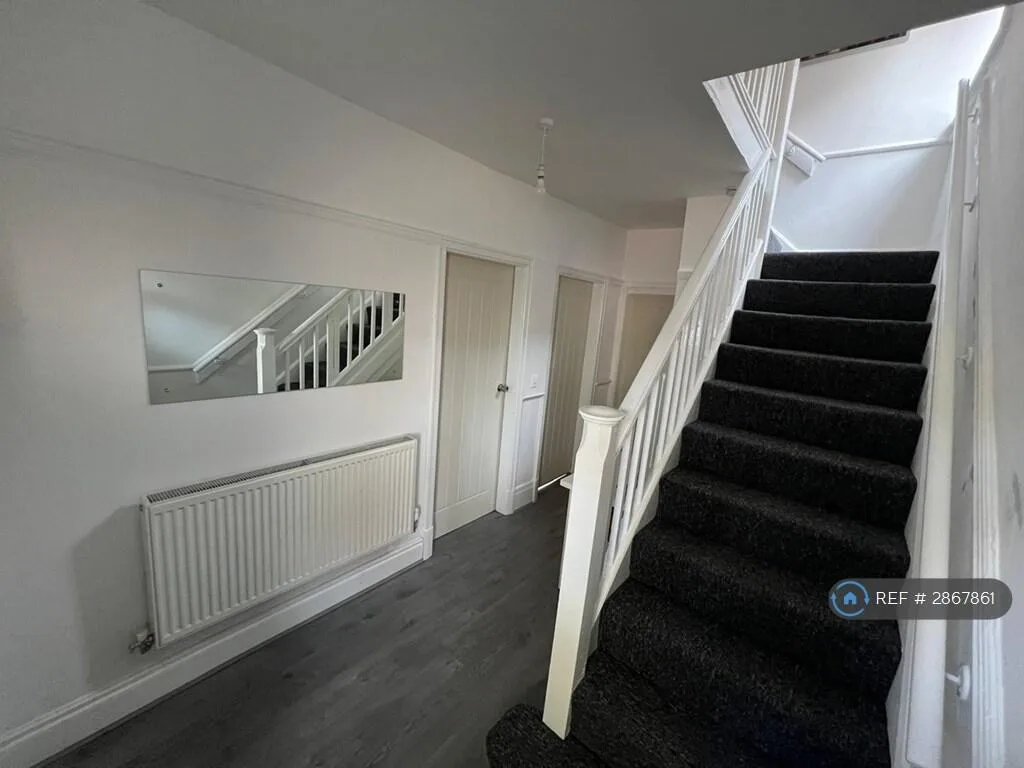 1 bedroom house share for rent