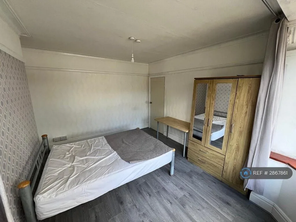 1 bedroom house share for rent