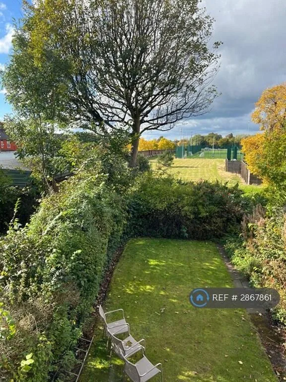 1 bedroom house share for rent