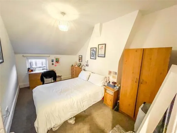 5 bedroom house for rent