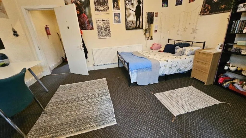 1 bedroom house share for rent