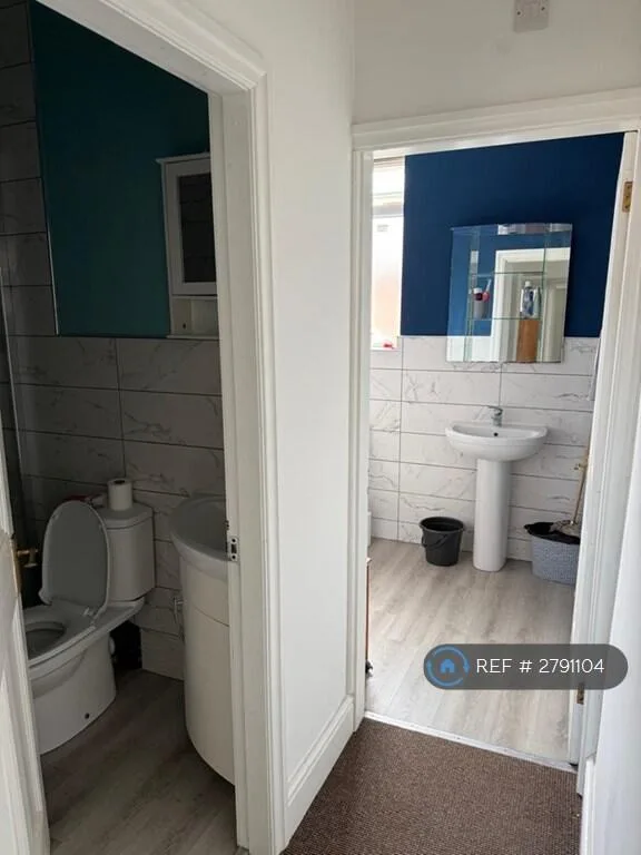1 bedroom house share for rent