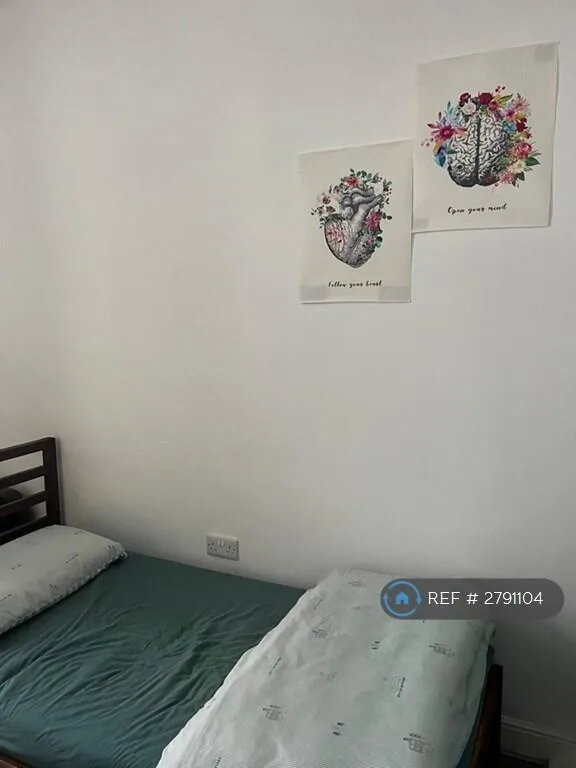 1 bedroom house share for rent