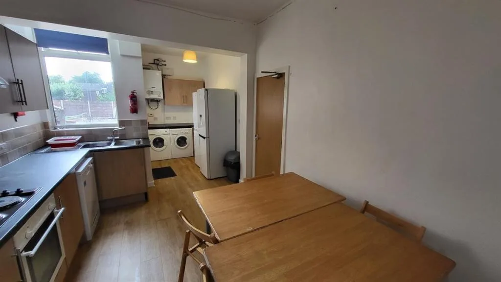 1 bedroom house for rent