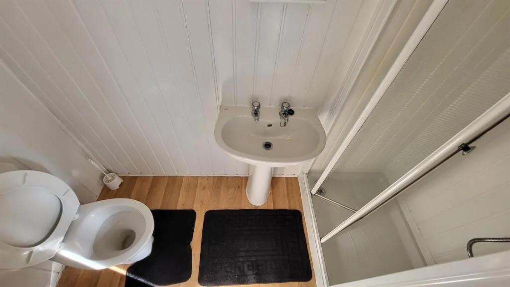 1 bedroom house for rent