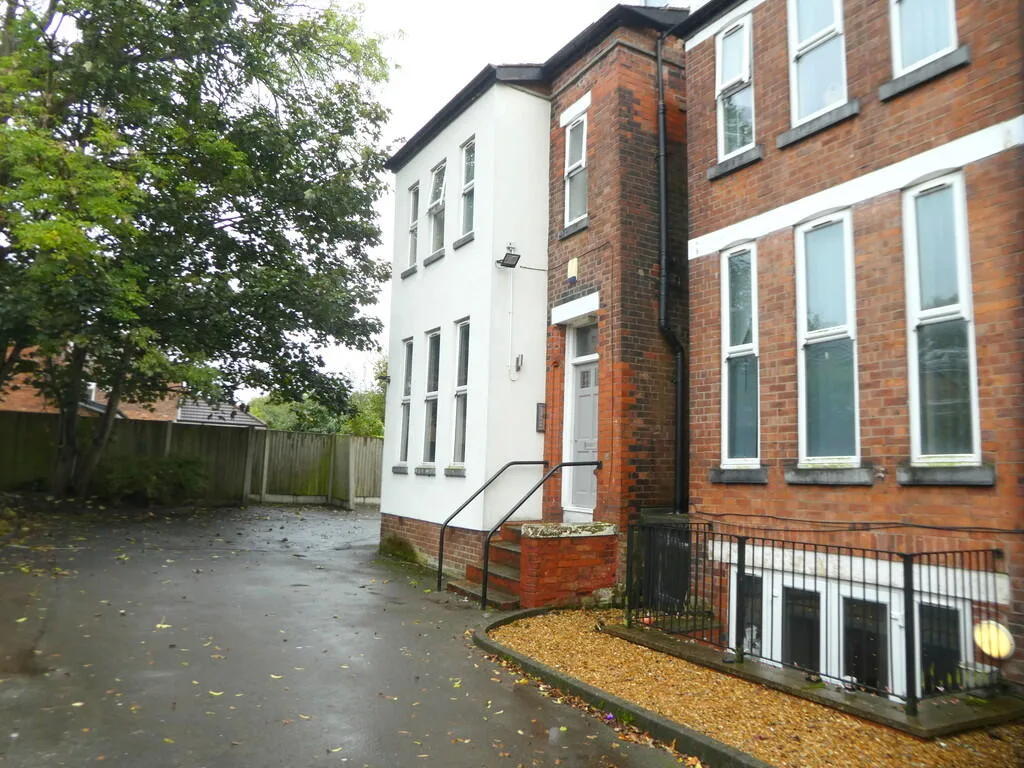 1 bedroom house share for rent