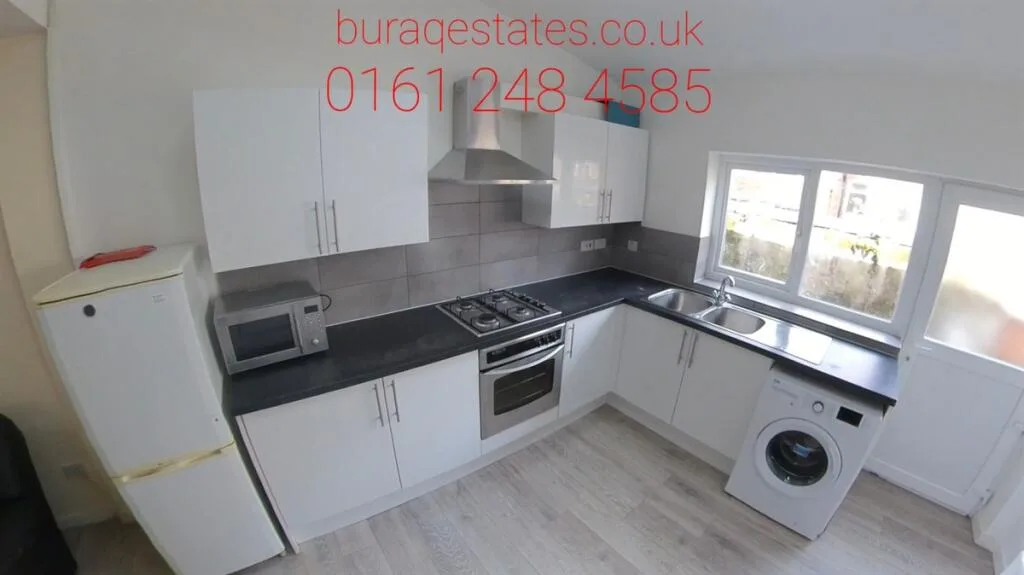 7 bedroom flat for rent
