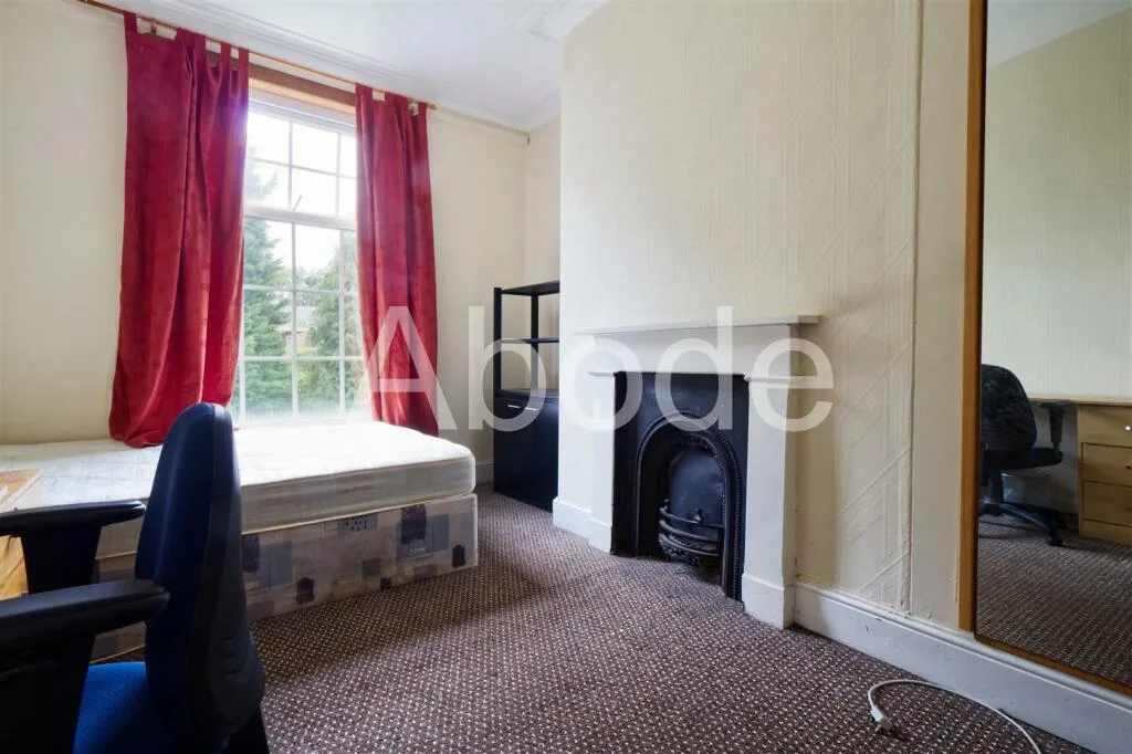 9 bedroom house for rent
