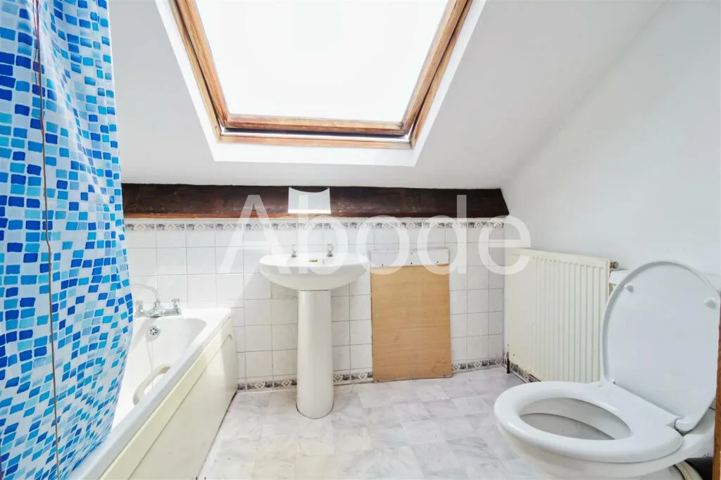 9 bedroom house for rent