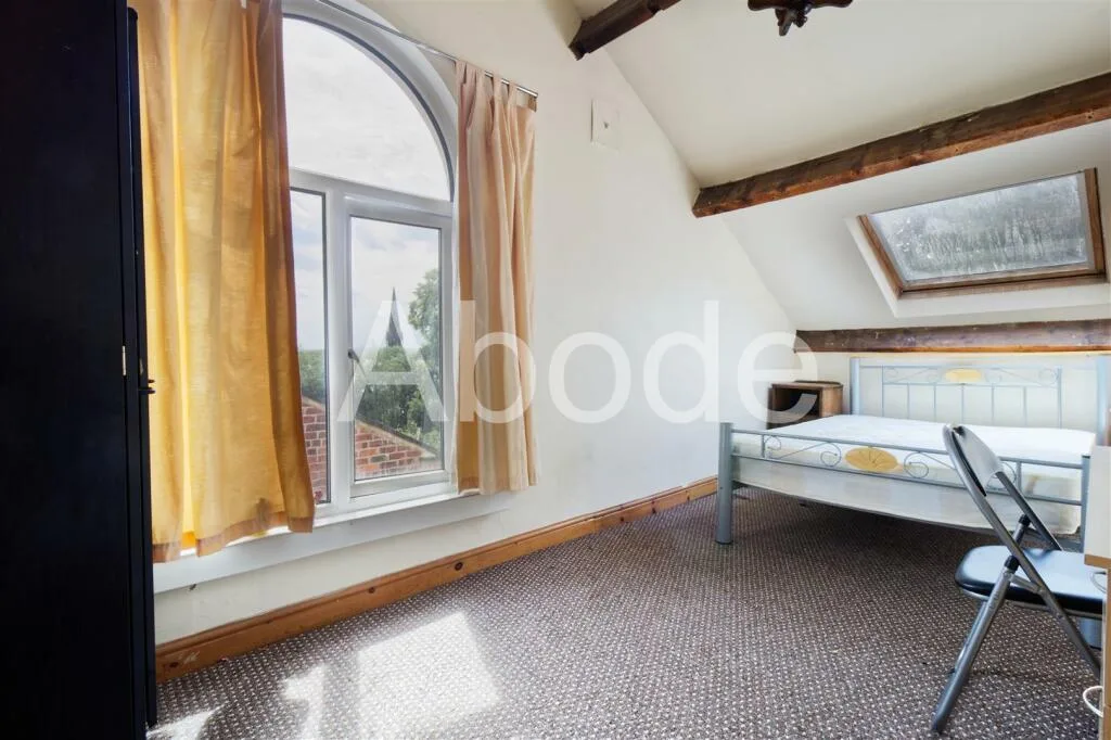 9 bedroom house for rent