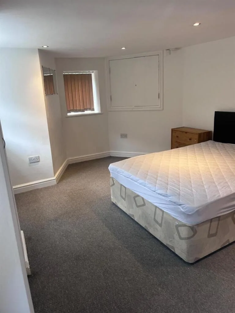 1 bedroom house for rent