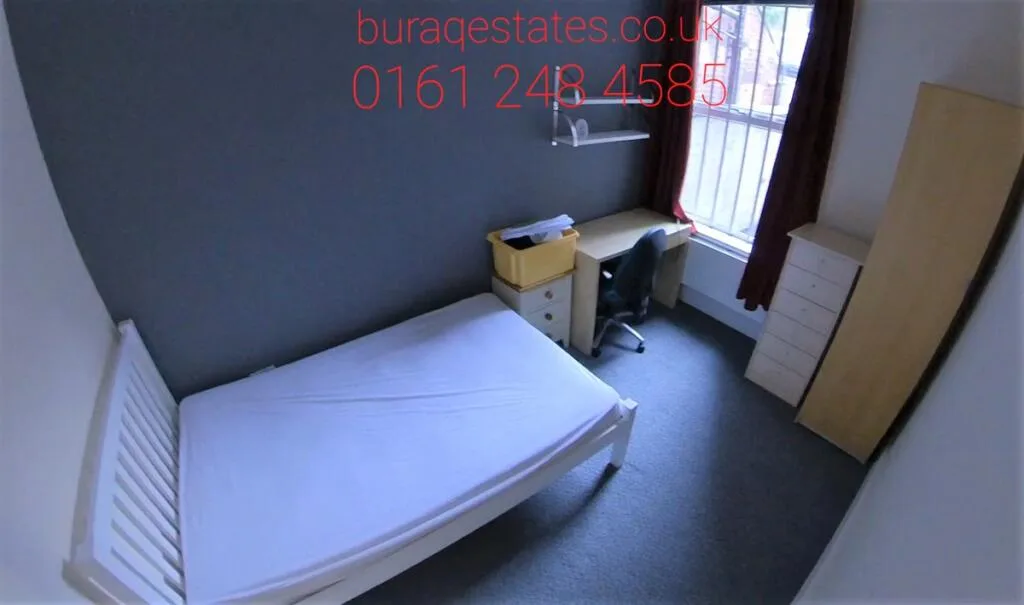 6 bedroom house for rent