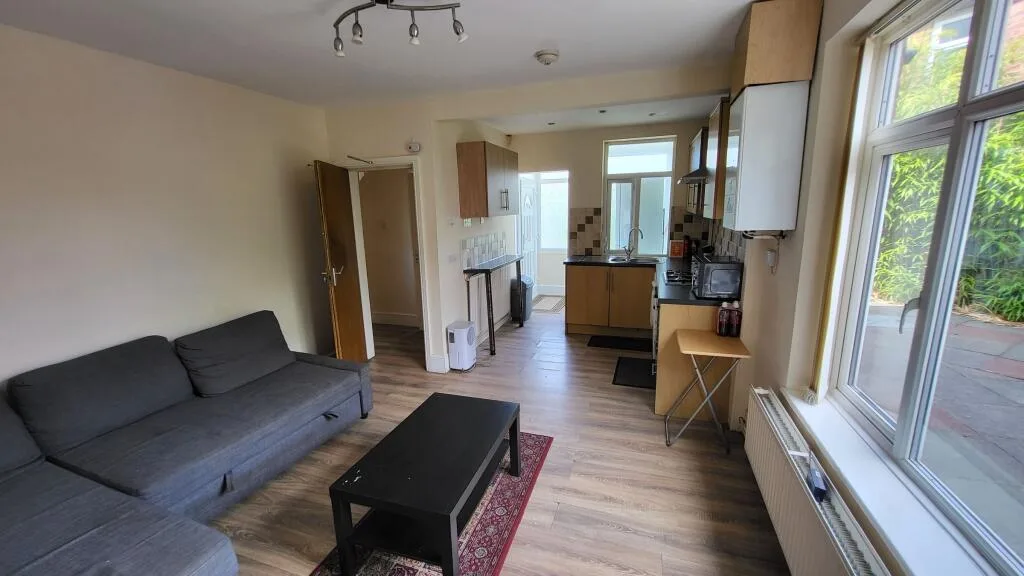 4 bedroom terraced house for rent
