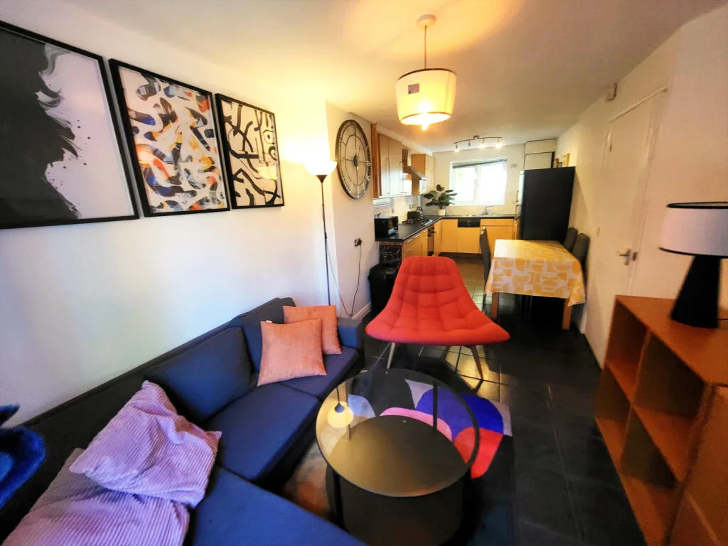 4 bedroom town house for rent